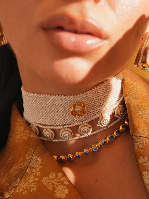 PEARL FLOWER CHOKER